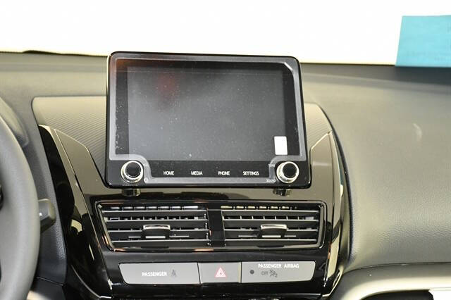 2026 Mitsubishi Eclipse Cross LE