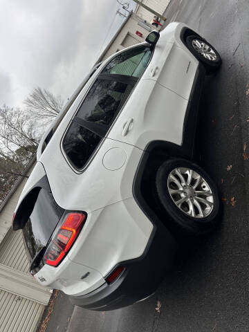 2019 Jeep Cherokee Latitude