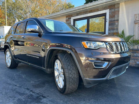 2017 Jeep Grand Cherokee for sale at SELECT MOTOR CARS INC in Gainesville GA