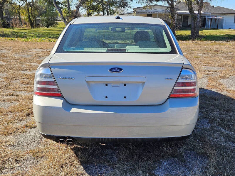 2008 Ford Taurus SEL