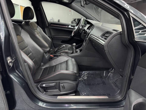 2016 Volkswagen Golf GTI