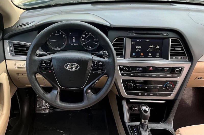 2017 Hyundai Sonata SE