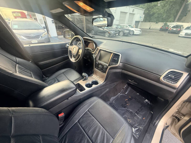 2015 Jeep Grand Cherokee Laredo E