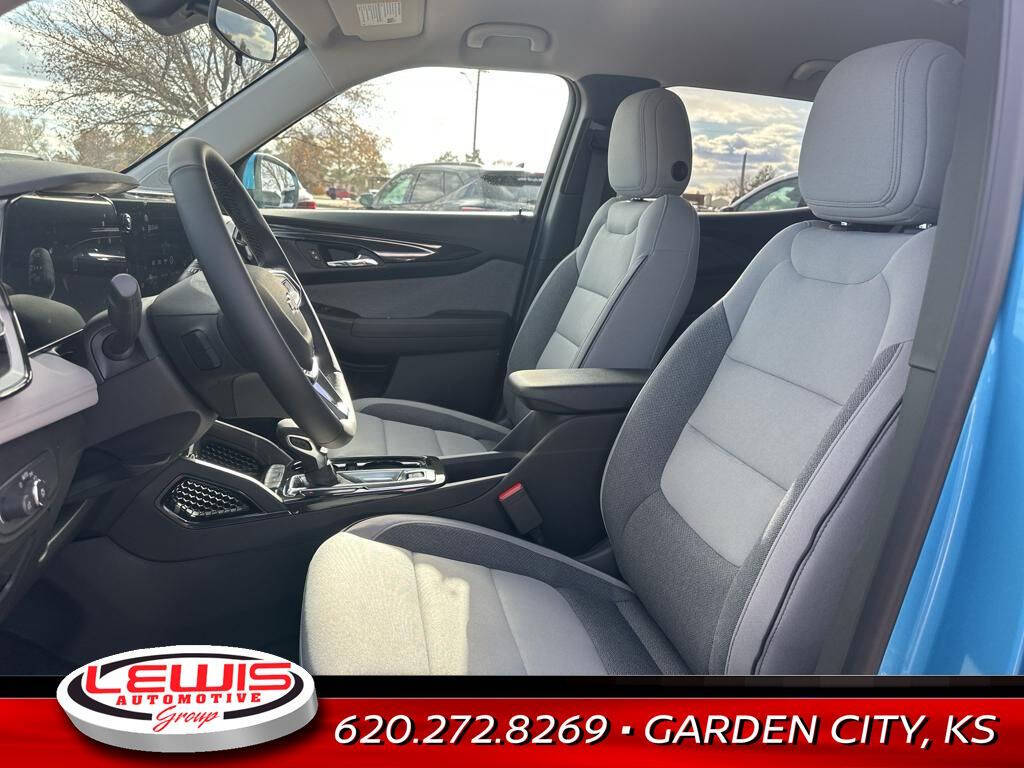 2025 Chevrolet Trailblazer for sale at Lewis Chevrolet of Garden City in Garden City, KS