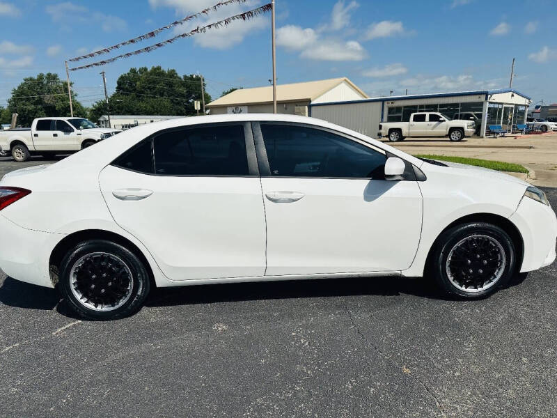 2016 Toyota Corolla LE
