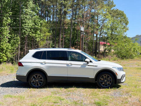 2022 Volkswagen Tiguan SE