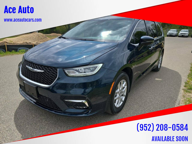 2023 Chrysler Pacifica Touring L
