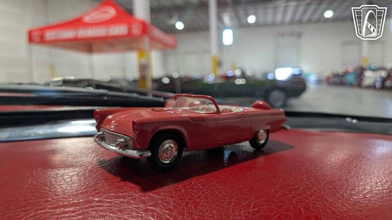 1955 Ford Thunderbird