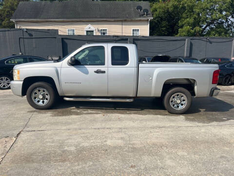 2010 Chevrolet Silverado 1500 for sale at On The Road Again Auto Sales in Doraville GA