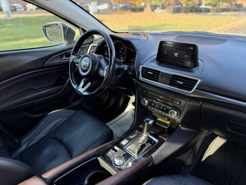 2018 Mazda MAZDA3 Grand Touring