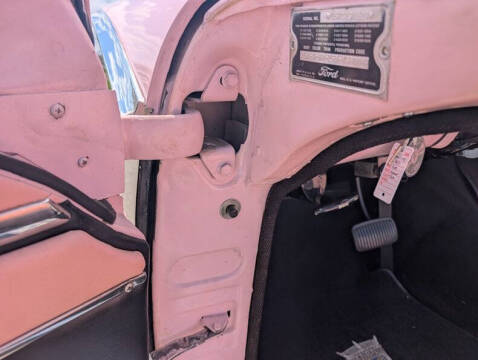 1955 Ford Sunliner