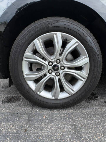 2024 Ford Edge Titanium