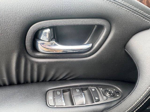 2017 Nissan Armada SL