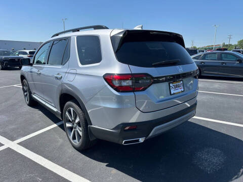 2025 Honda Pilot Touring