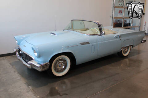 1957 Ford Thunderbird