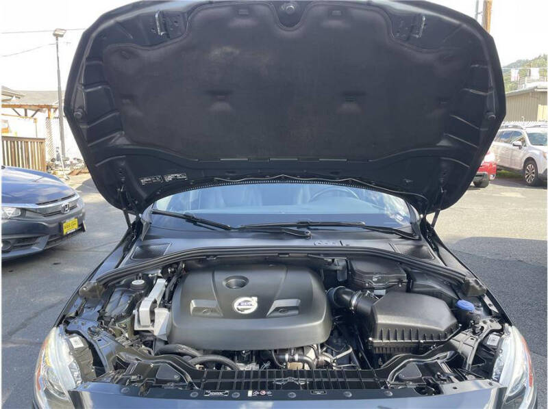 2015 Volvo V60 T5 Drive-E Premier