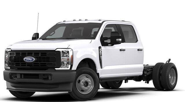 2026 Ford F-350 Super Duty Chassis Cab XL's photo