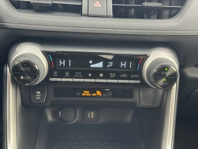 2025 Toyota RAV4 Hybrid LE