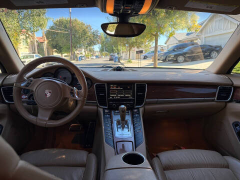 2011 Porsche Panamera S