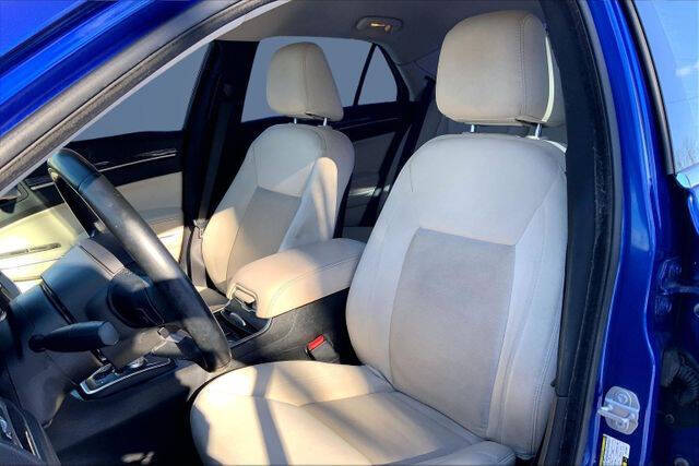 2018 Chrysler 300 Touring