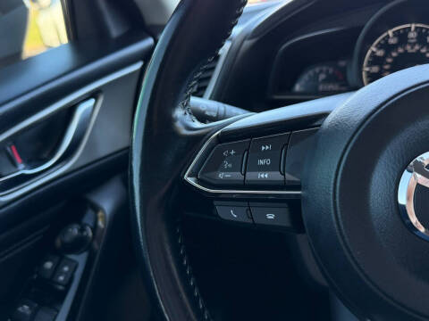 2018 Mazda MAZDA3 Touring