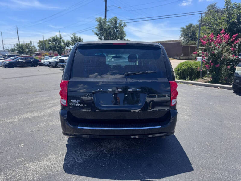 2014 Dodge Grand Caravan SE 30th Anniversary