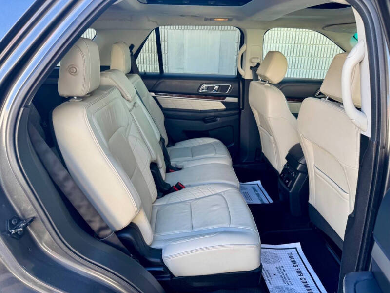 2016 Ford Explorer Platinum