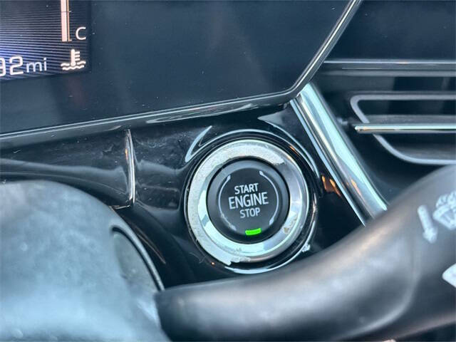 2025 Chevrolet Trax RS