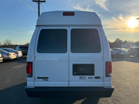 2014 Ford E-Series E-250