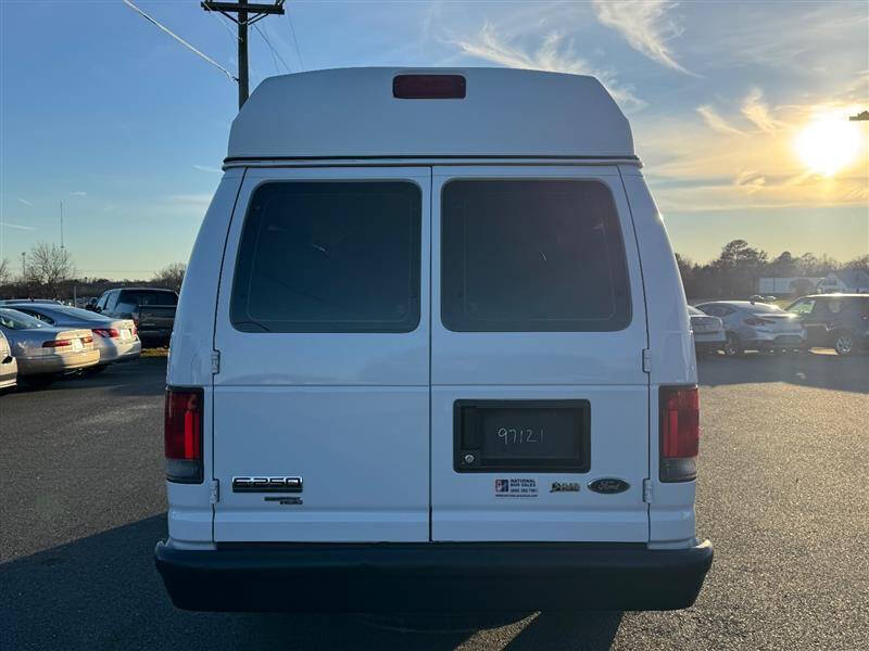 2014 Ford E-Series E-250