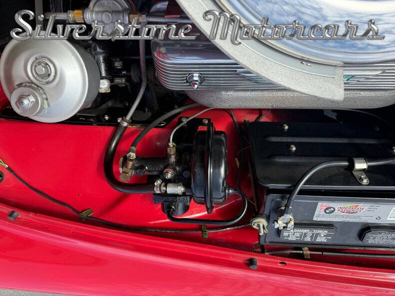 1957 Ford Thunderbird