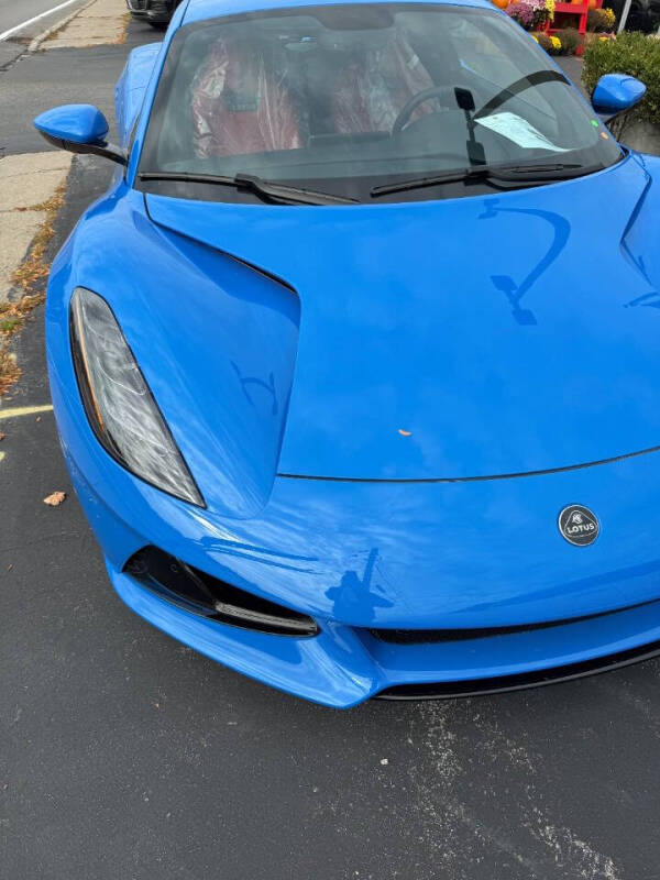 2025 Lotus Emira V6 Base