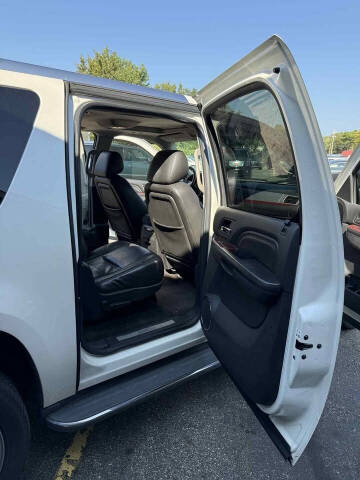 2014 Cadillac Escalade ESV Luxury