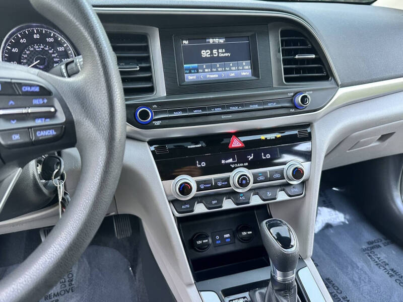 2020 Hyundai Elantra