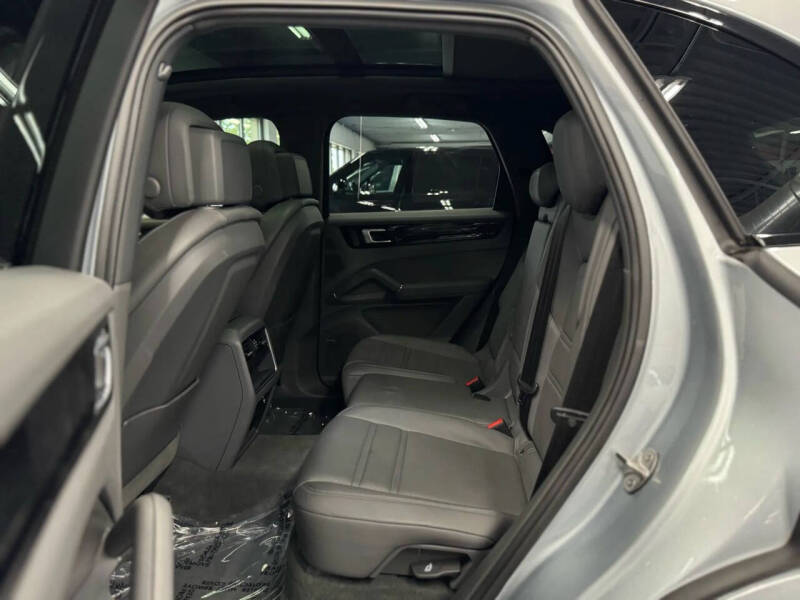 2023 Porsche Cayenne