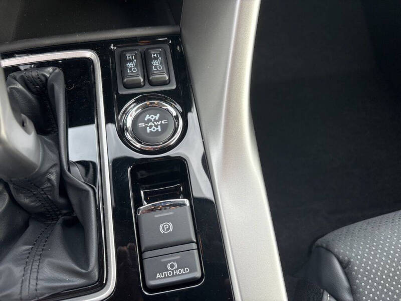 2026 Mitsubishi Eclipse Cross SE