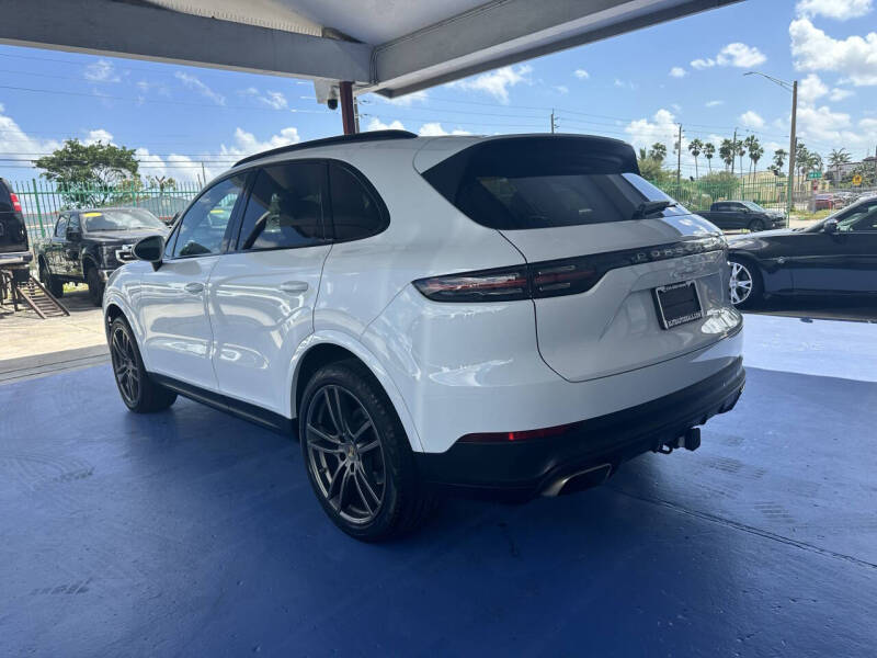 2020 Porsche Cayenne