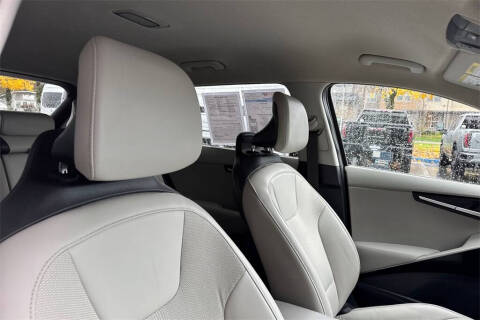 2023 Kia Niro EV Wind