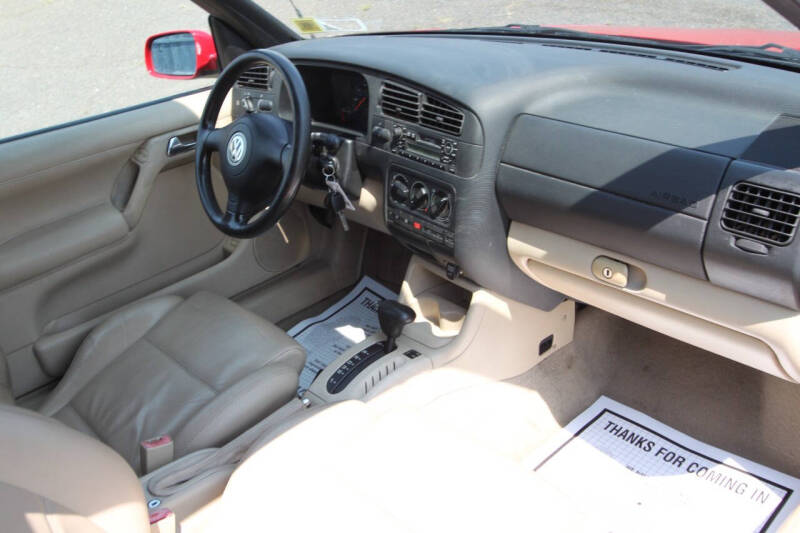 2001 Volkswagen Cabrio GLX