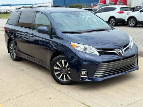 2019 Toyota Sienna XLE Premium 7-Passenger