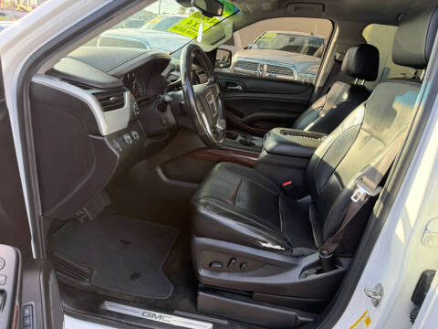 2017 GMC Yukon XL SLT