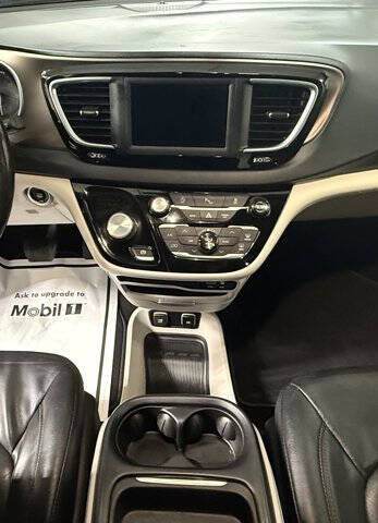 2019 Chrysler Pacifica Touring L