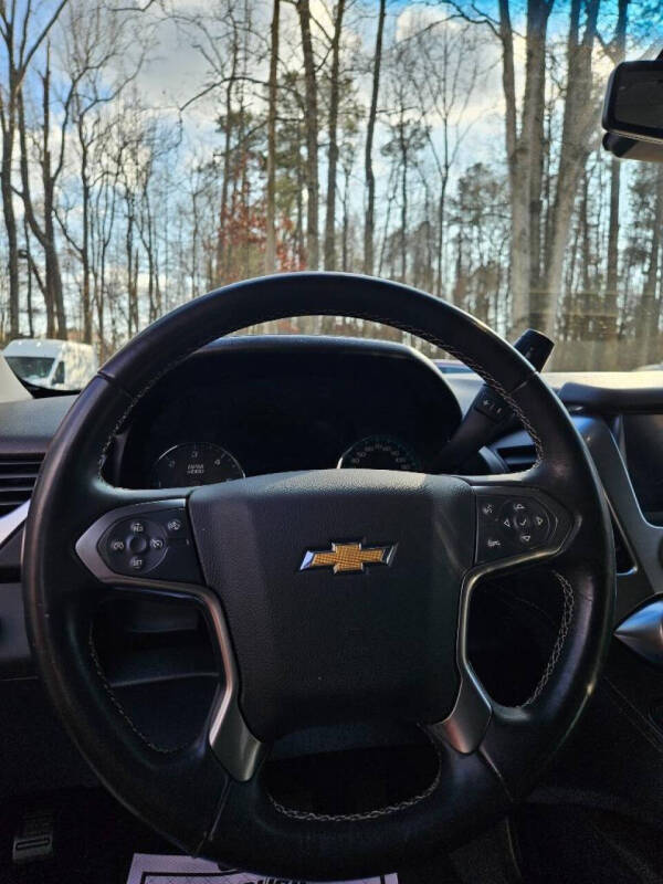 2017 Chevrolet Suburban LT