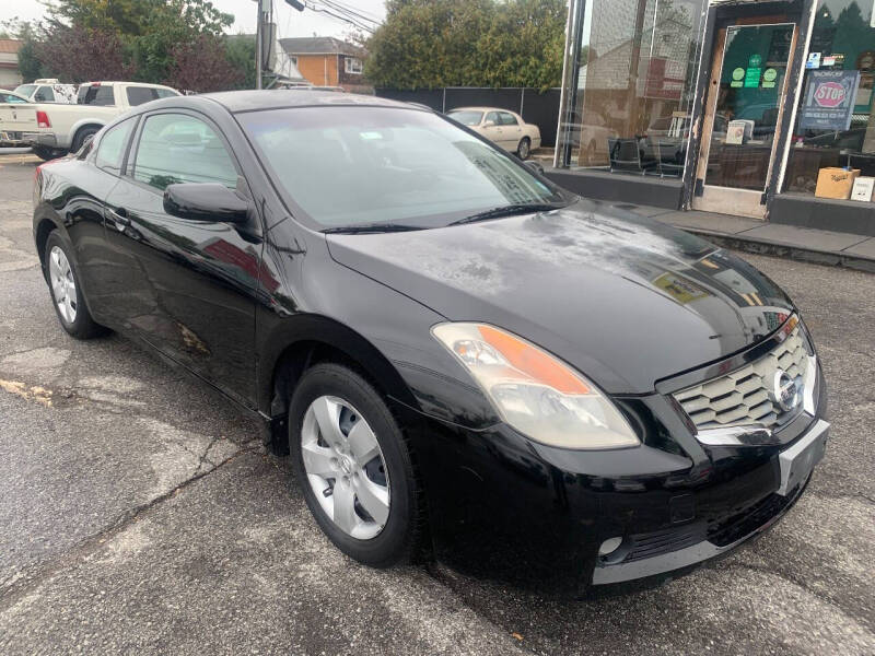 2008 Nissan Altima S photo 2