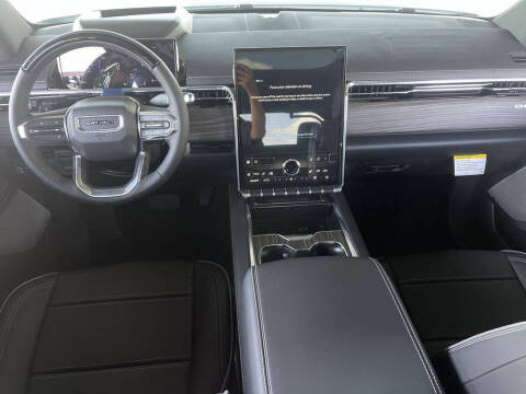 2025 GMC Sierra EV Denali