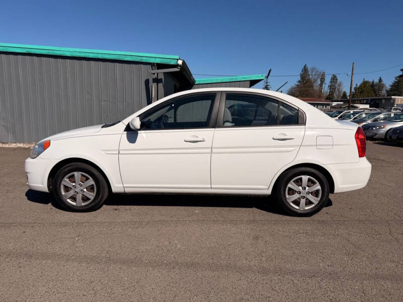 2011 Hyundai Accent GLS