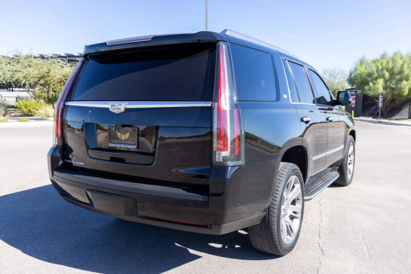 2017 Cadillac Escalade Luxury