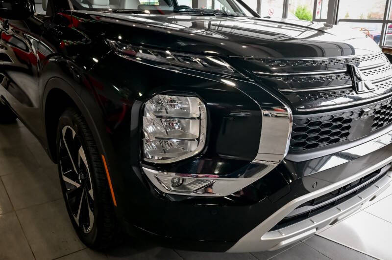 2024 Mitsubishi Outlander SEL Black Edition