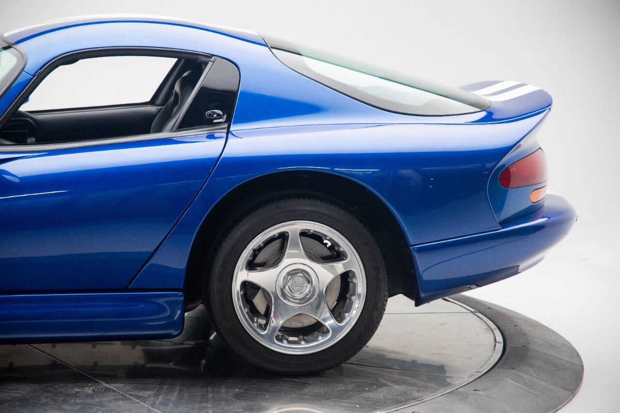 1997 Dodge Viper 16