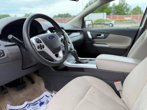 2012 Ford Edge SE